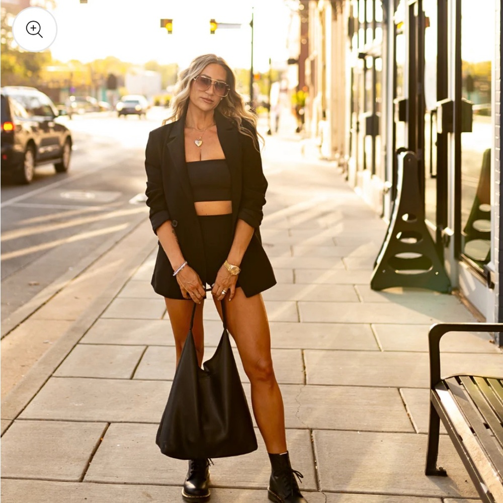 Chic Black Blazer